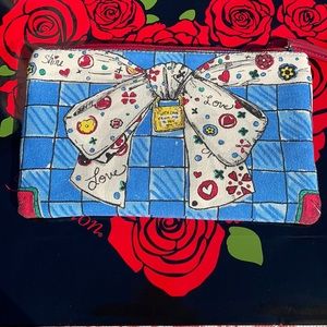 Brighton Love pouch New